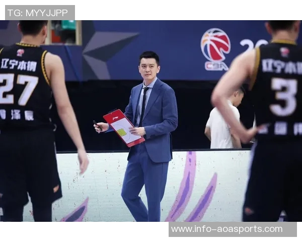 杨鸣赞新疆队表现出色在人员紧缺情况下依然展现强大实力